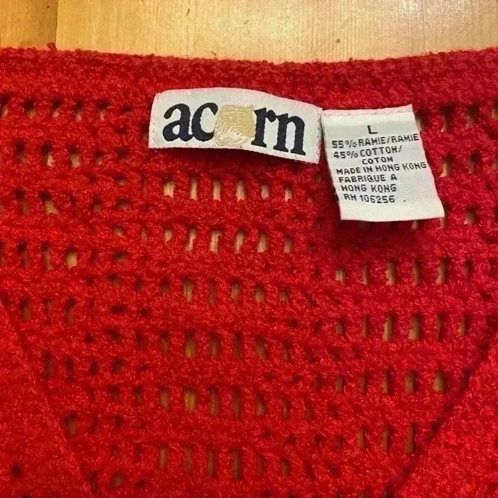 Acorn red knitted